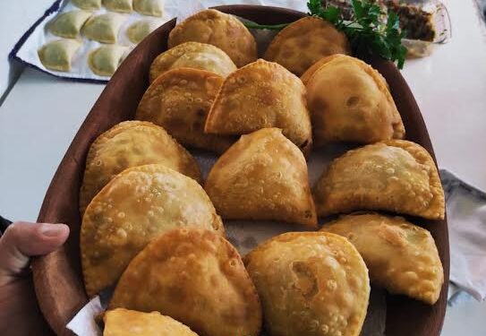 San Juan de la Costa eligió mejor empanada del 2022