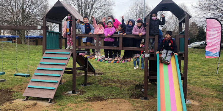 Inauguran primera “Ecoplaza” infantil en parque Chuyaca de Osorno