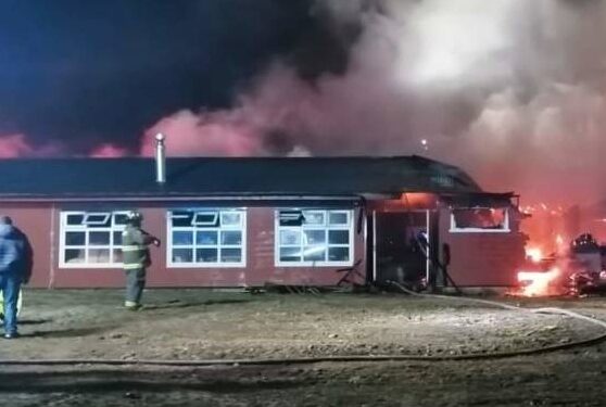 Escuela Julio Mohr Schüler de San Pablo está sin recinto definitivo desde marzo tras incendio