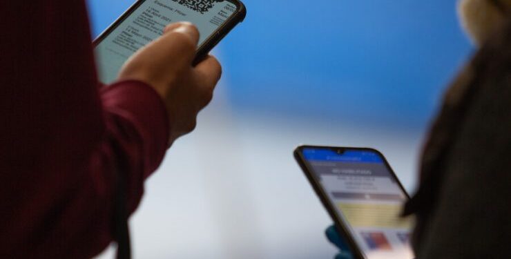Cámara aprueba proyecto para instar al Gobierno a eliminar el Pase de Movilidad
