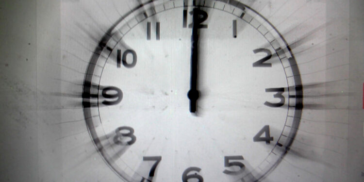 Este sábado se adelanta la hora para iniciar horario de verano