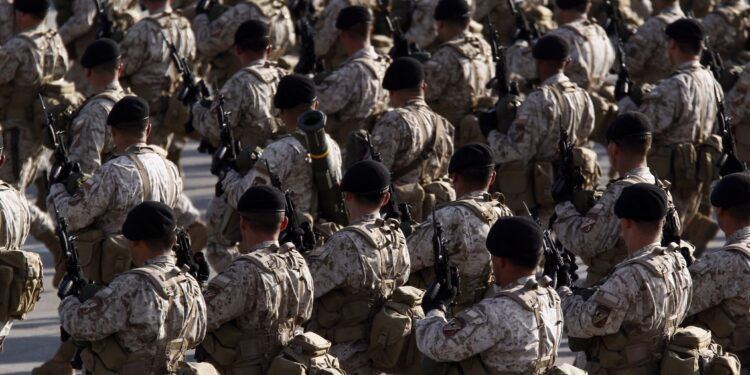 Fraude en el Ejército: Procesan a cinco exgenerales por malversación de caudales públicos