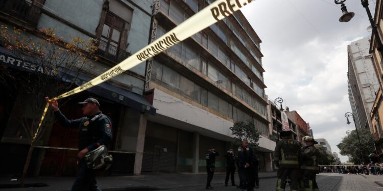 Fuerte sismo en centro de México: SHOA descarta tsunami en costas chilenas