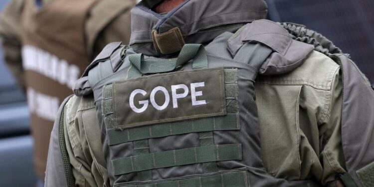 Bolso abandonado en servicentro de Osorno movilizó a personal GOPE 