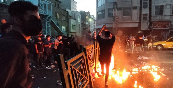 Irán restringirá acceso a Internet hasta que terminen las protestas de mujeres