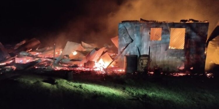 Tres lesionados dejó incendio en sector rural de San Pablo