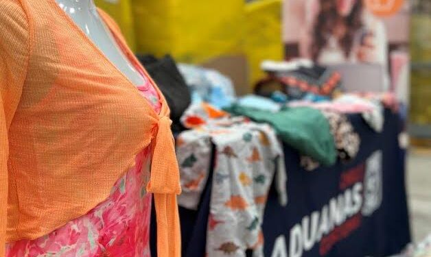 Más de 50 mil prendas de vestir y repuestos estarán en nueva Subasta de Aduanas