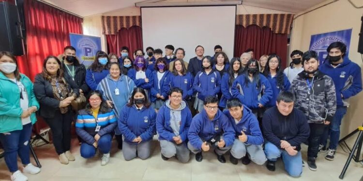 Red ambiental de Osorno e Instituto Politécnico acuerdan potenciar acciones sustentables