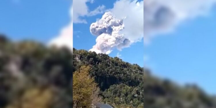 Nuevo pulso eruptivo en el complejo volcánico Nevados de Chillán