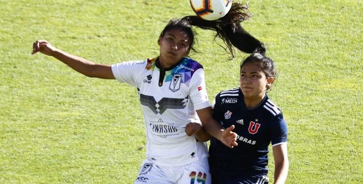Día histórico para el deporte: Fútbol femenino oficializa su profesionalización en Chile