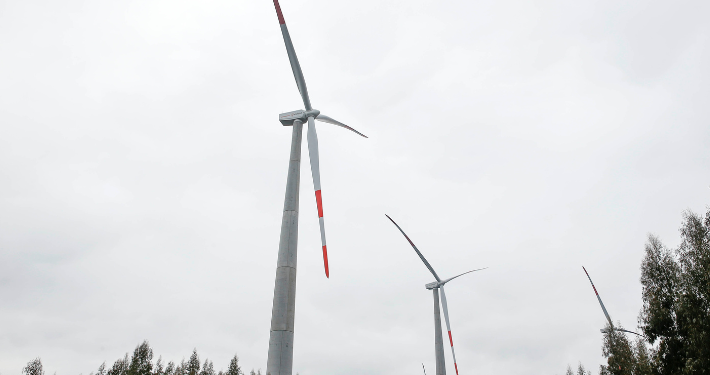 Crean mesa de trabajo para analizar causas de insolvencias de firmas de energía renovable