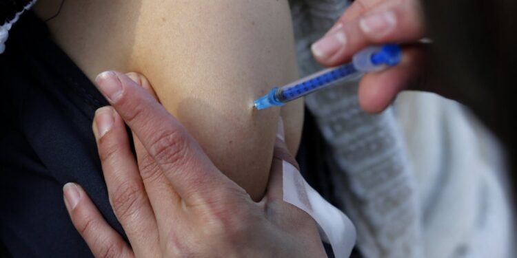 Comenzó la vacunación anual contra el Covid-19