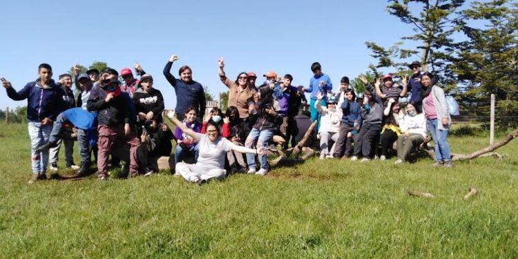 Alumnos de colegio en Osorno asistirán a primera jornada de Sago Fisur 2022