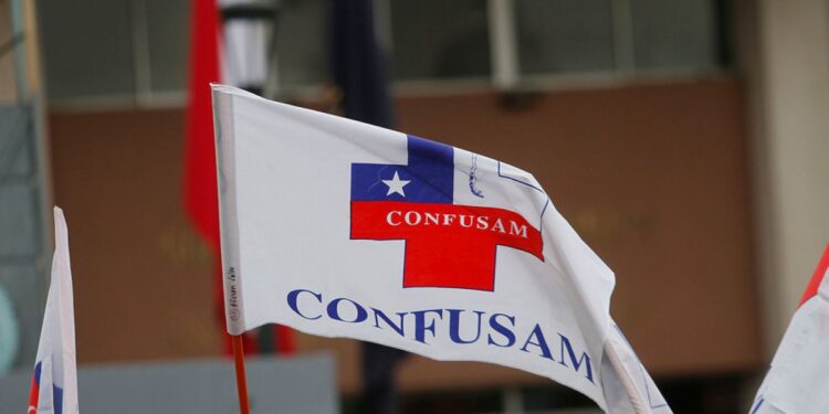 Confusam región de Los Lagos se adhirió a paro nacional hoy martes