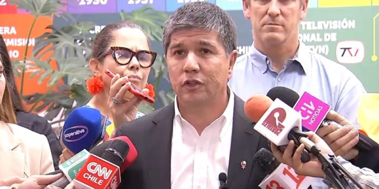 Subsecretario Monsalve advirtió a camioneros que siguen en paro