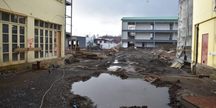 Presentan querella por fraude al fisco contra constructora de liceo Carmela Carvajal&nbsp;