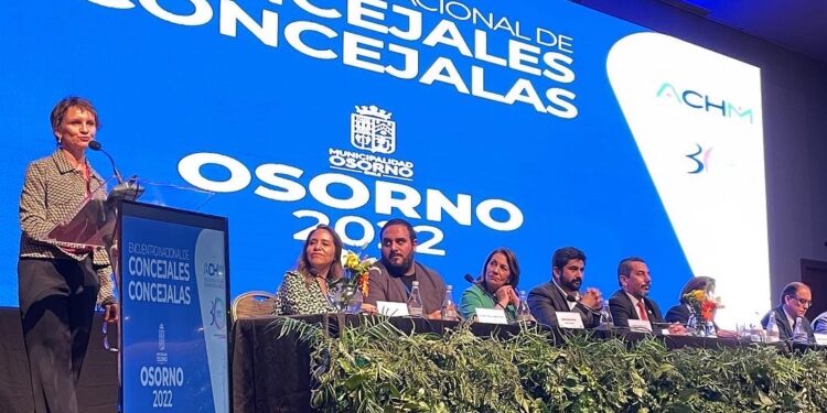 Ministra del Interior inauguró Encuentro Nacional de Concejales en Osorno