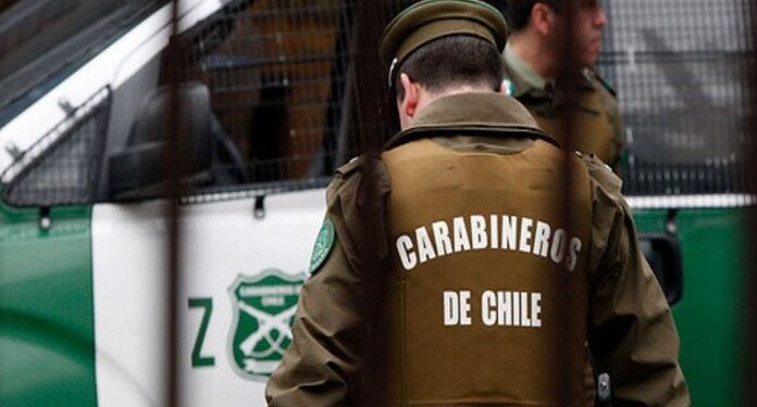 Osorno: Dos sujetos son detenidos por robo de celulares en bencinera