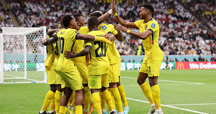 Ecuador abre el Mundial con sólido triunfo ante Qatar y acaba con un registro histórico