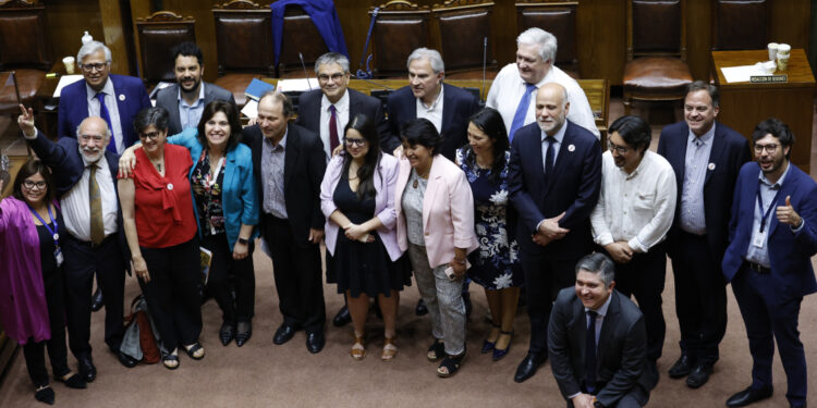 Senado despachó Presupuesto 2023 y pasa a último trámite