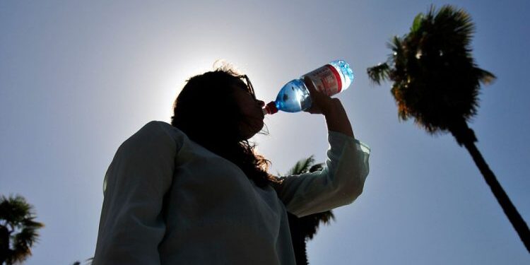 Emiten alerta por temperaturas extremas en cuatro regiones del país