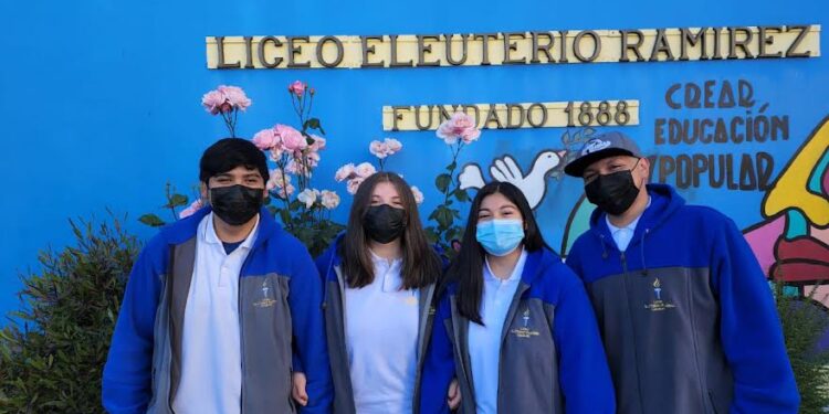 Estudiantes del liceo Eleuterio Ramírez en Osorno son finalistas en concurso de economía