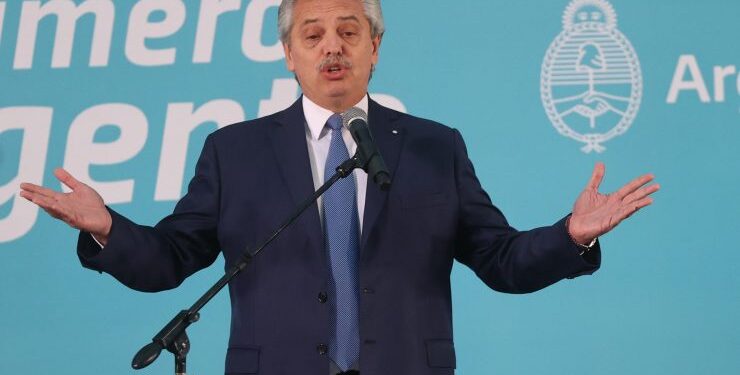 Oposición argentina denuncia al presidente Fernández por “sedición” y “traición a la patria”