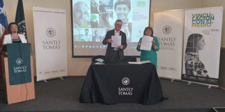 Santo Tomás Osorno realizó cierre de proyecto de Vinculación con el Medio