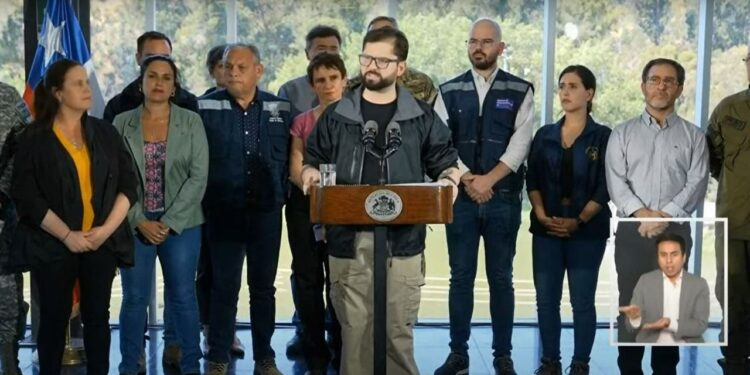 Boric advierte que incendio en Viña del Mar no está 100% controlado&nbsp;