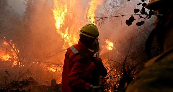 Balance Onemi: aún hay 9 incendios activos y 54 están controlados