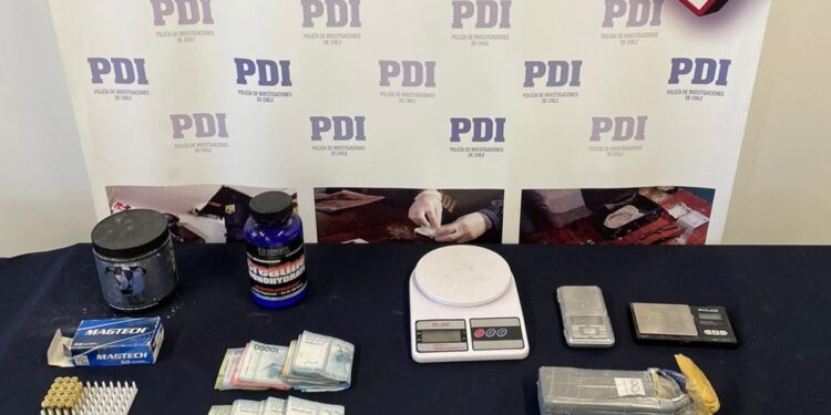 Osorno: Detienen a sujeto por tráfico de drogas y porte de arma
