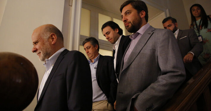 Tras 13 horas, partidos no logran acuerdo por proceso constituyente