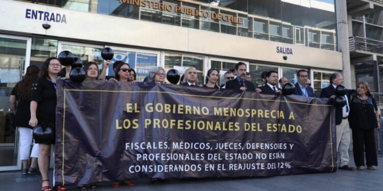 90% de audiencias reprogramadas: fiscales continúan paro este martes