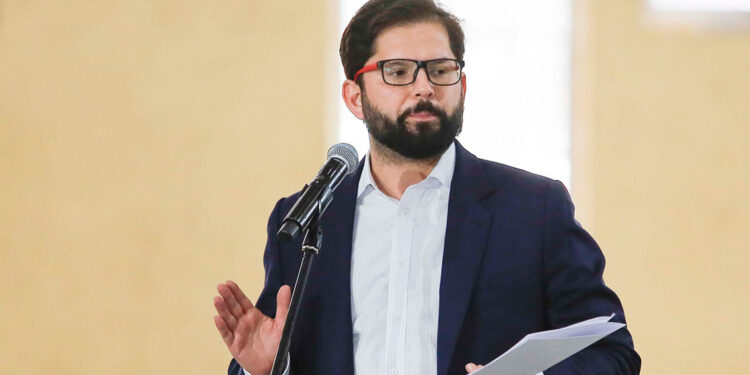 Boric por rechazo a Marta Herrera: «Tiene que ver con gallitos con el Gobierno»