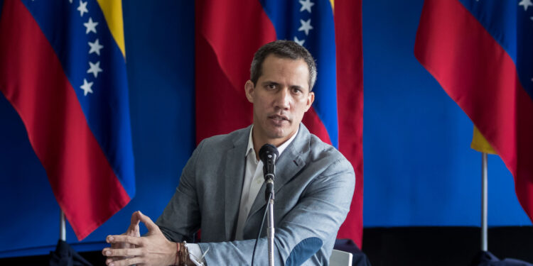 Oposición venezolana eliminó «gobierno interino» de Juan Guaidó