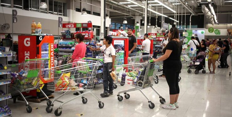 Año Nuevo 2023: Revisa el horario de los supermercados&nbsp;
