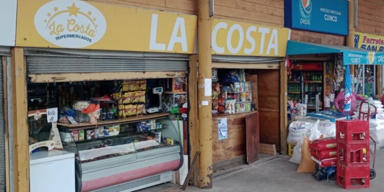 Osorno: Sujetos roban local comercial en feria libre de Rahue&nbsp;