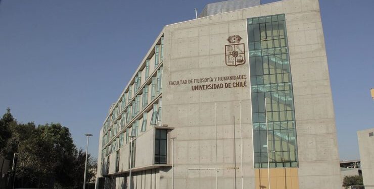 Decano de la U. de Chile expondrá en la Cámara por tesis sobre pedofilia
