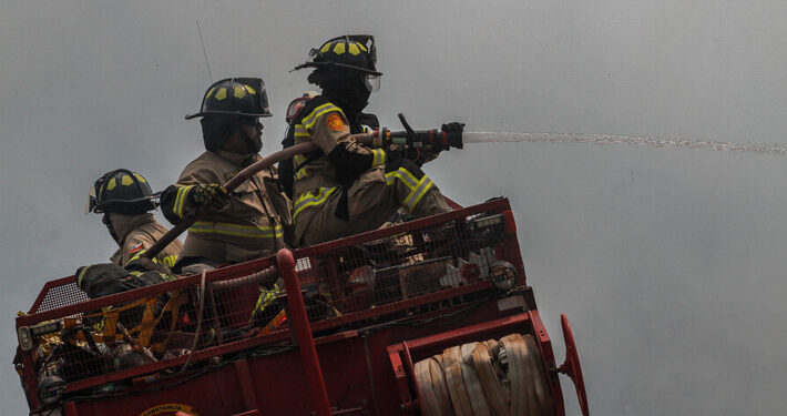 Alerta roja en Puerto Montt por incendio forestal en «Villa Chin Chin Los Colonos»&nbsp;