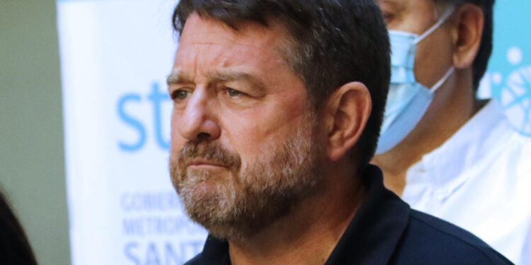 Orrego pide a Boric un plazo a promesa de terminar con delegados presidenciales