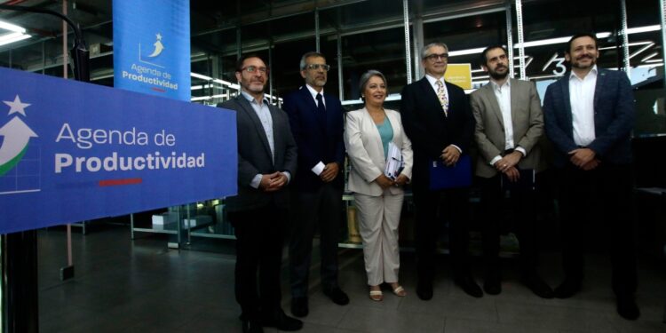 Gobierno presentó Agenda de Productividad para dinamizar economía chilena