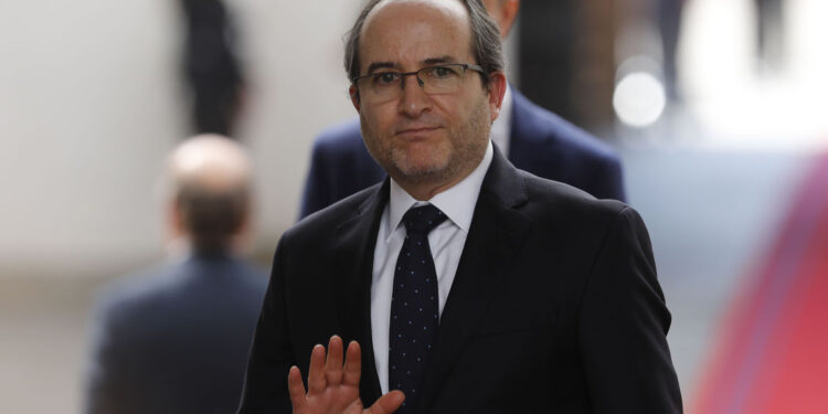 Cancillería cita al embajador de Israel en Chile tras insultar al diputado Jorge Brito