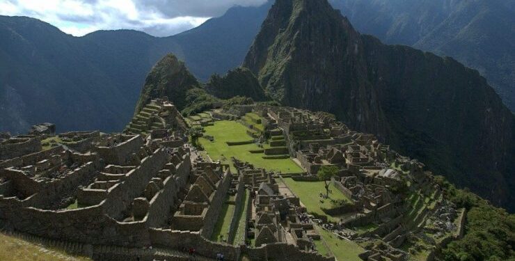 Machu Picchu reabre sus puertas tras casi un mes cerrado por protestas