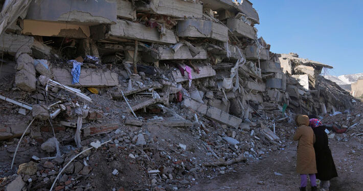 Muertos por terremoto en Turquía y Siria llegan a más de 21.000