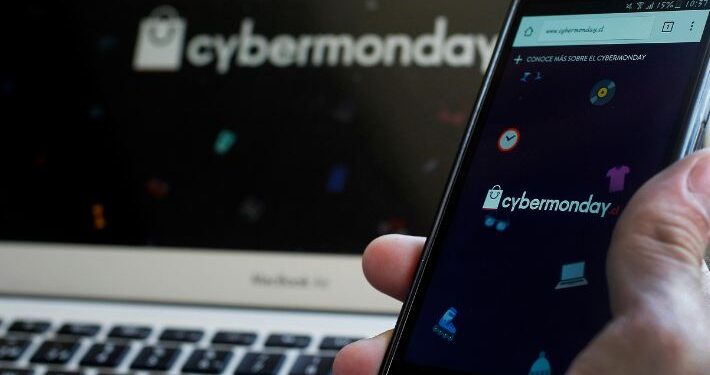 Ventas online del retail cayeron con fuerza 30% en 2022 