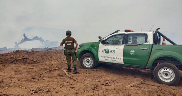 Ataque incendiario en Teodoro Schmidt: Queman cinco maquinarias