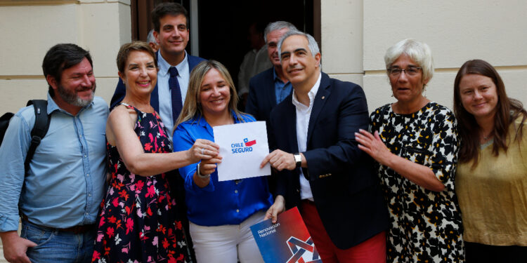 «Chile Seguro»: Los nombres UDI, RN y Evópoli para el nuevo órgano constituyente