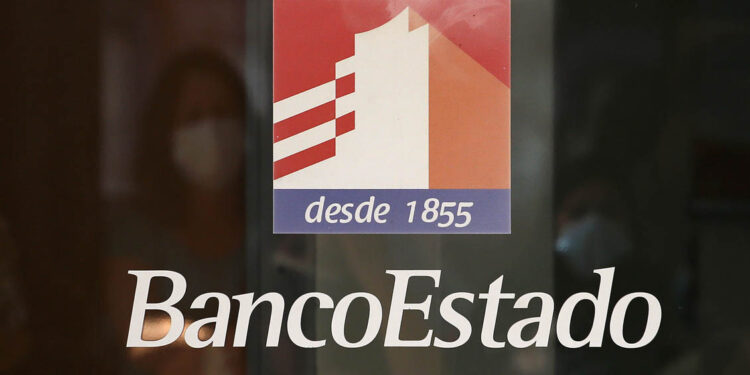Sernac demanda a BancoEstado por incumplimientos ante casos de fraudes