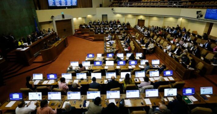 Día clave para la reforma tributaria de Boric: Proyecto se vota hoy