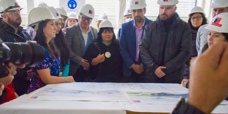 Ministro Jackson anunció recursos para obras paralizadas en la provincia 